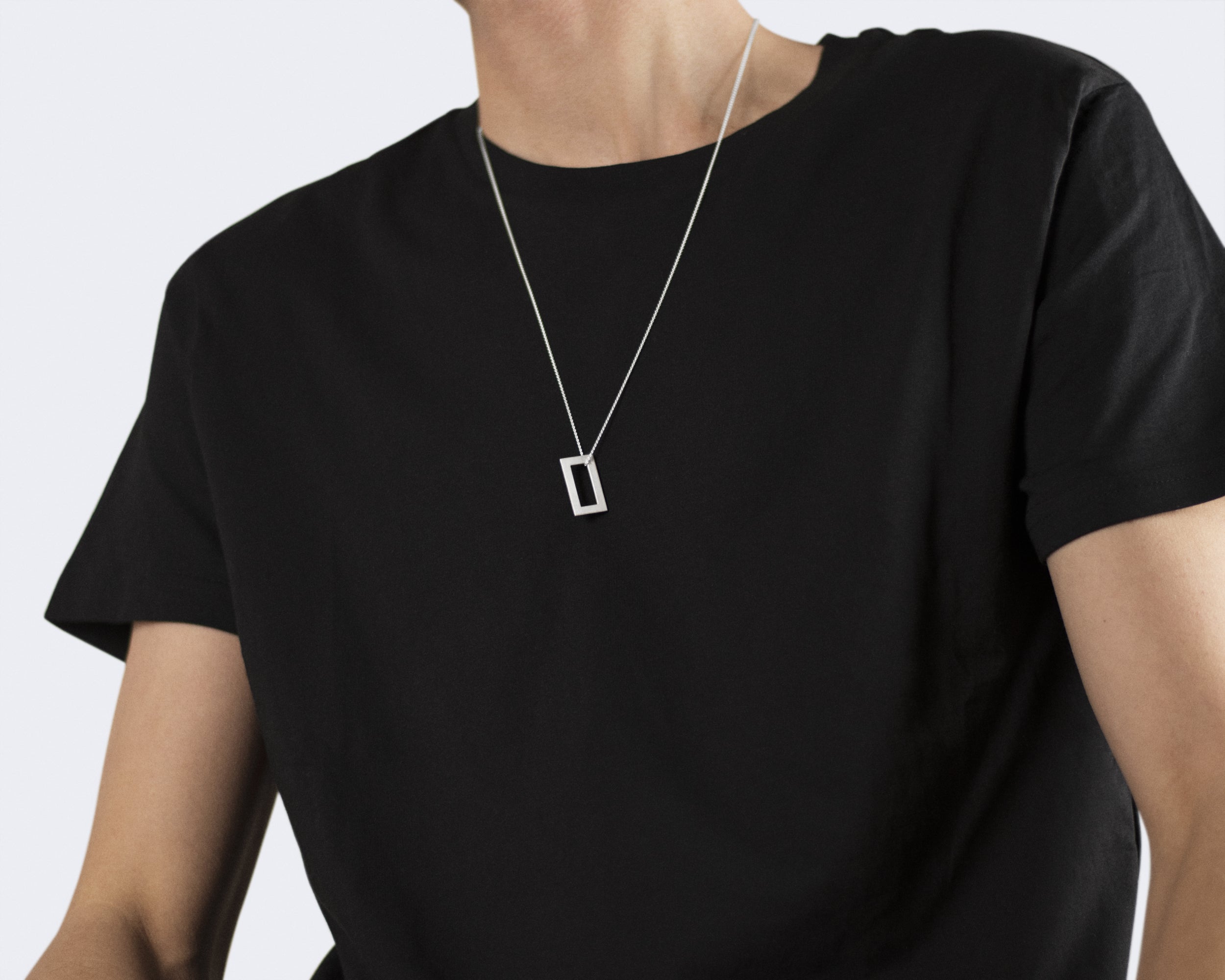 rectangle necklace 3.4g