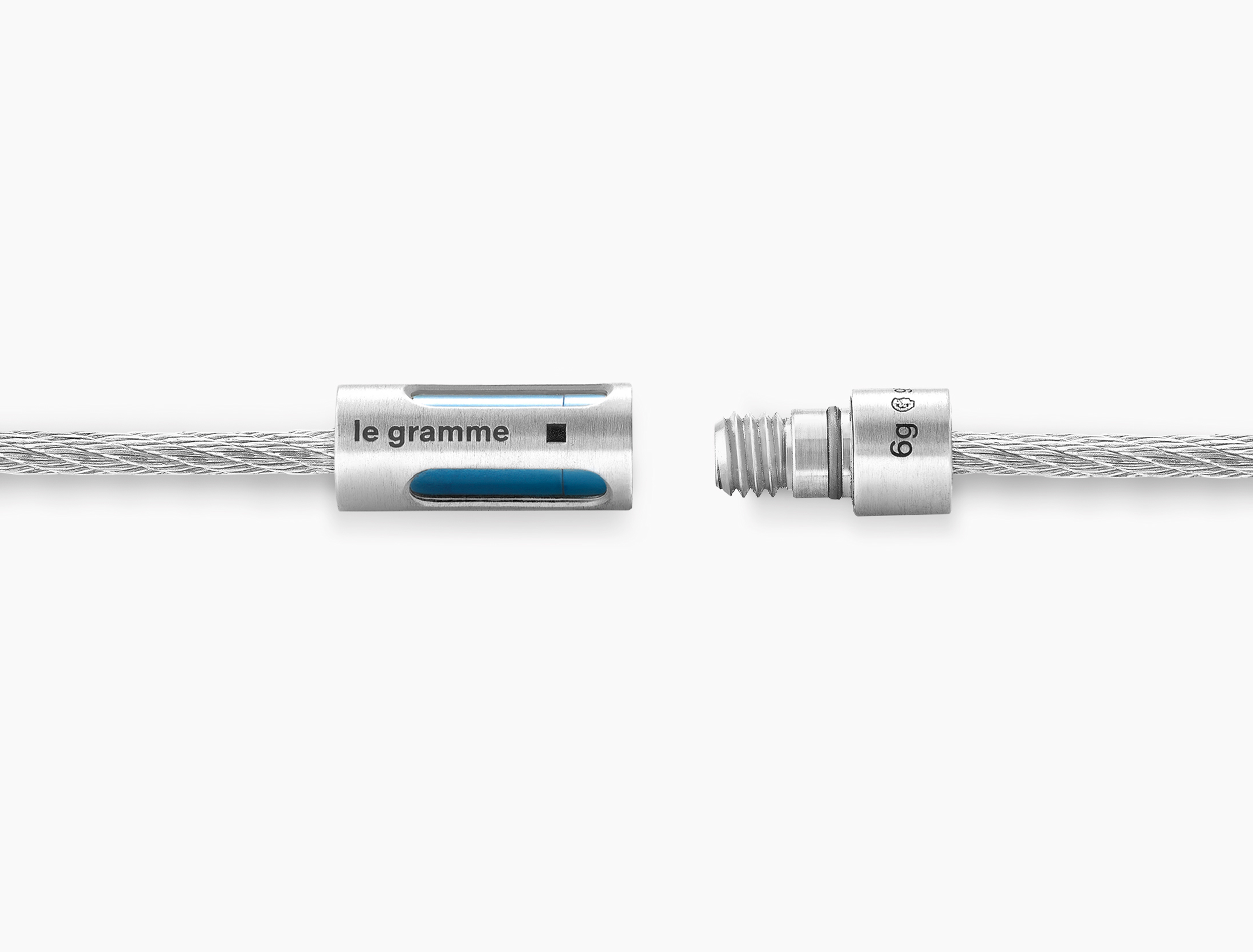 bracelet câble perforé bleu le 9g