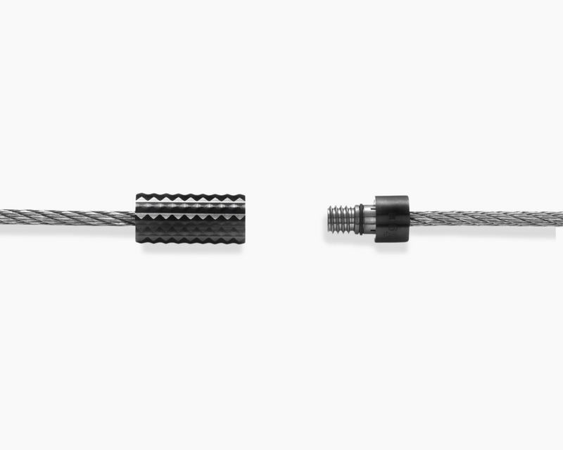 pyramid guilloche cable bracelet le 7g