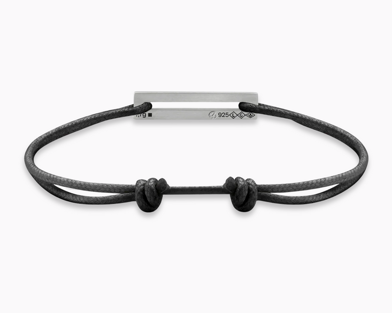 bracelet cordon noir perforé le 1,7g