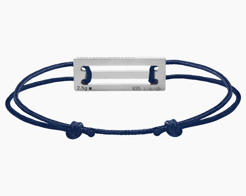 bracelet cordon bleu marine perforé le 2,5g
